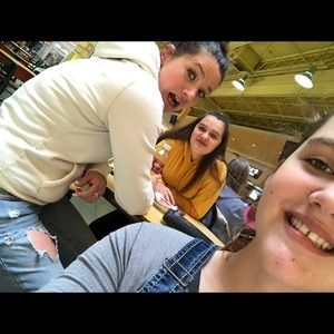 Meet your Posher, Amy